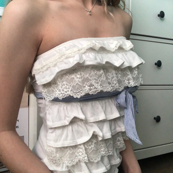 Sleeveless Top - Picture 6 of 6